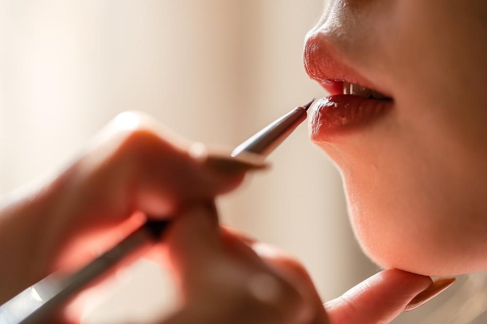 Glossy lips